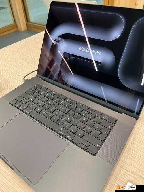 MacBook Pro 高清线：拓展你的数字生活